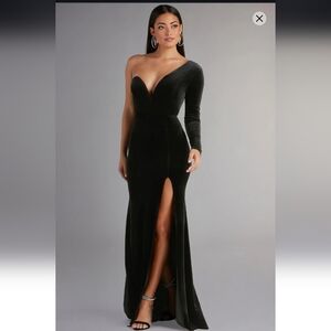 Cheyenne Formal One-Shoulder Velvet Dress